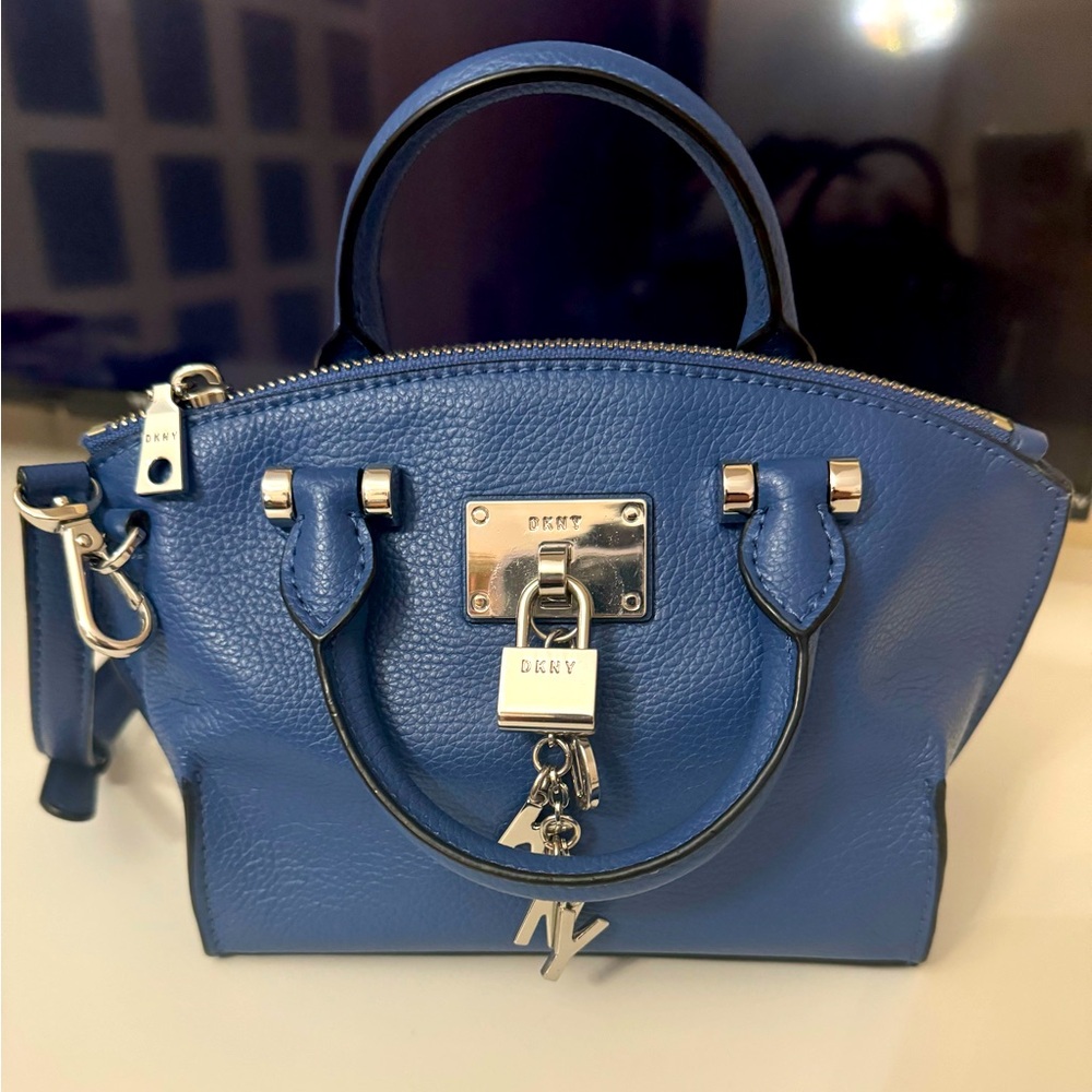 DKNY Elissa Small Leather Crossbody Shoulder Bag Blue